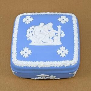 Vtg Wedgwood Blue Jasperware Square Trinket Box w/ Lid 4" Sacrifice to Asclepius